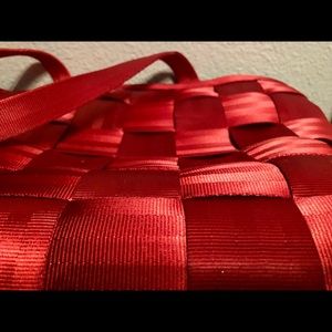 Harvey’s seatbelt briefcase bag in beautiful red